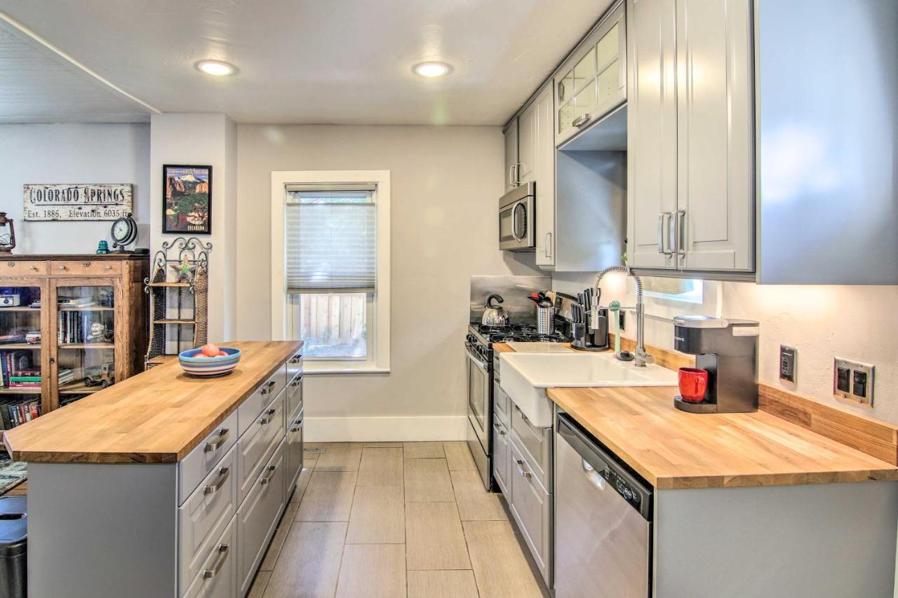 Colorado Springs Bungalow - Walk To Downtown! Εξωτερικό φωτογραφία